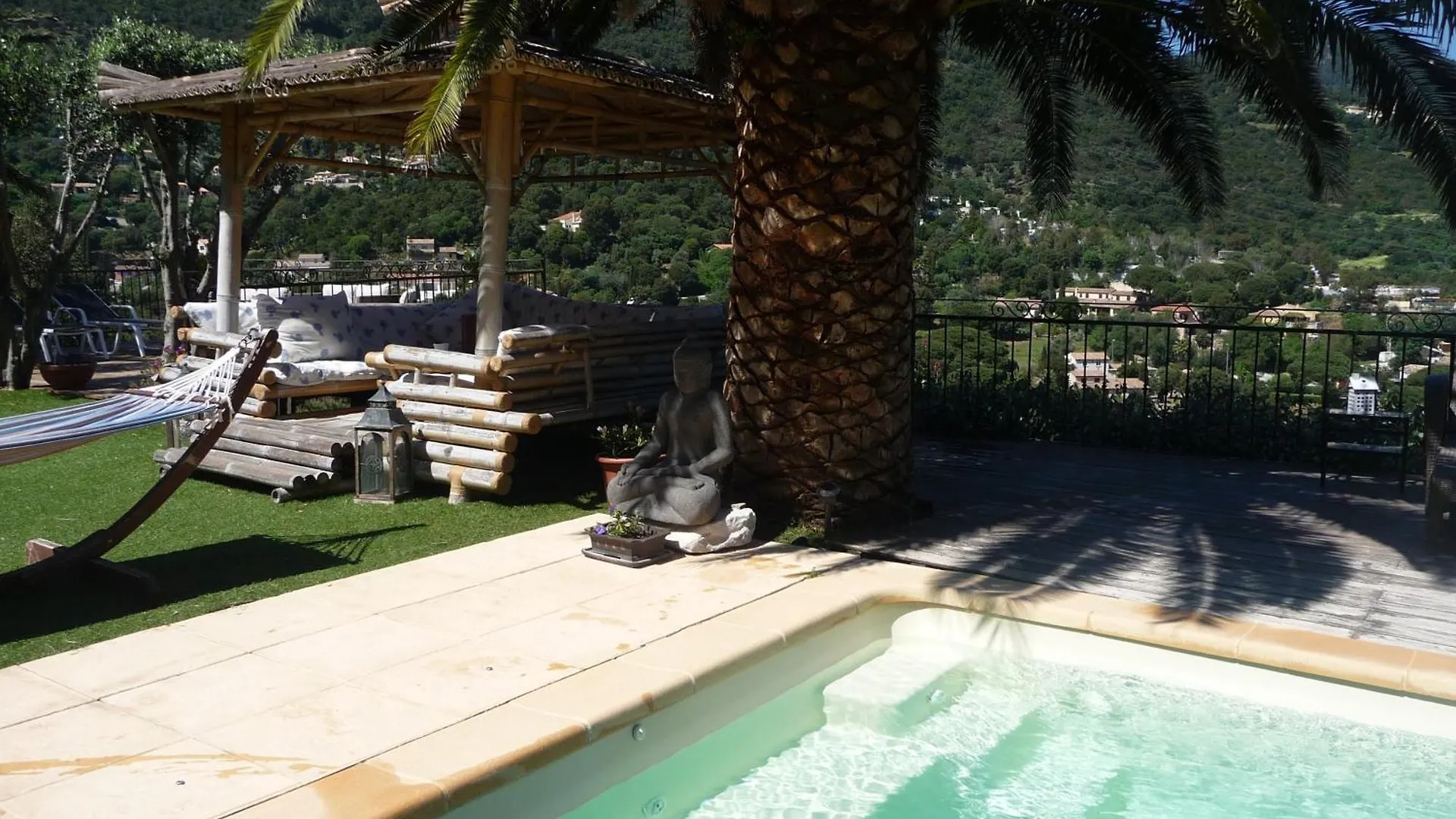 Liyaroyce Apartment Cavalaire-sur-Mer France